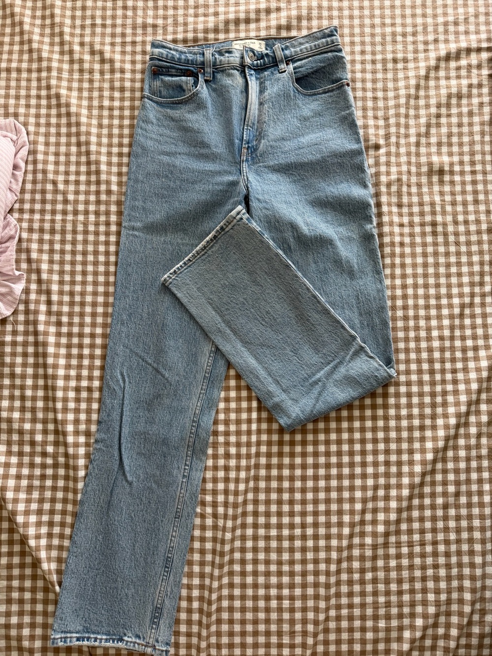 Abercrombie & Fitch Light Blue The 90s Straight Ultra High Rise